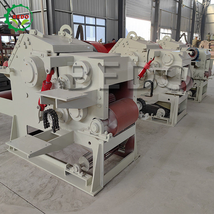 590rpm 3-5t/h Τύπος τυμπάνου Μηχανή κοπής ξύλου Εγγύηση ενός έτους Forestry Chipper