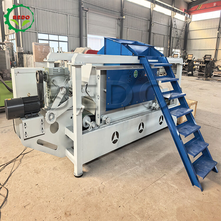 7.5kw Μηχανή ξυλείας 125mm κυλίνδρος 400kg/h χωρητικότητα αποδοτικός εξοπλισμός επεξεργασίας ξύλου